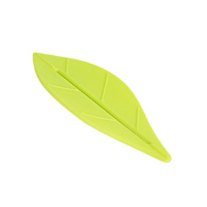 HPC1252 Leaf Designed Toothpaste Squeezer