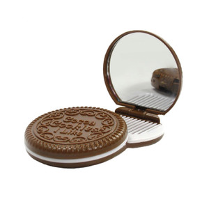 HPC1233 Chocolate Cookie Shaped Mirror Comb Set