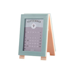 FPA1303 Concise Desktop Folding Calendar