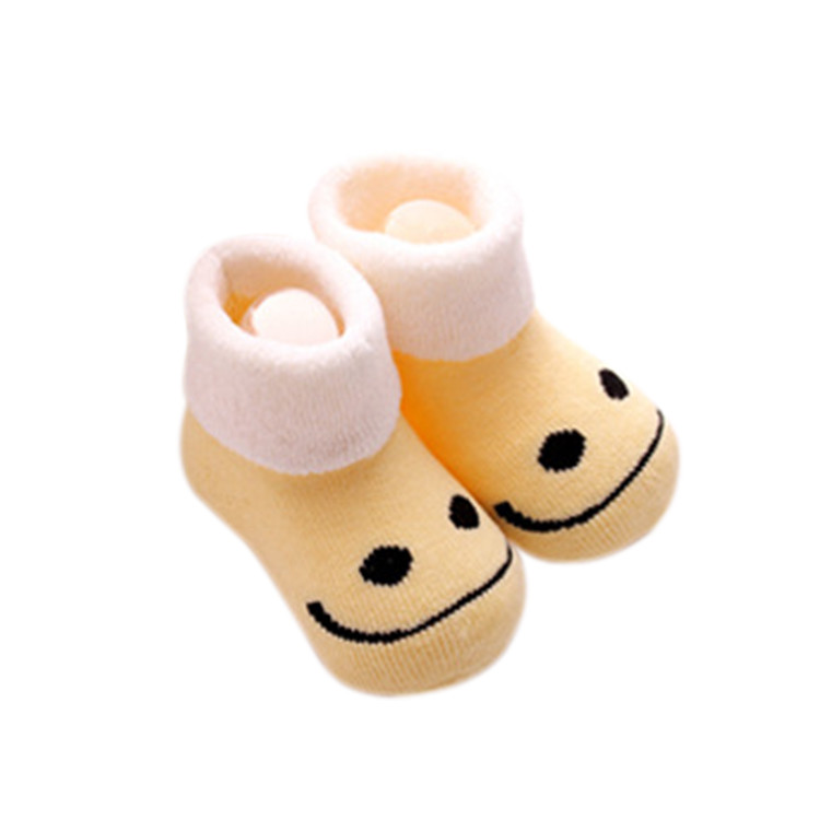 APS1148 Baby's Smiling Face Cotton Sock