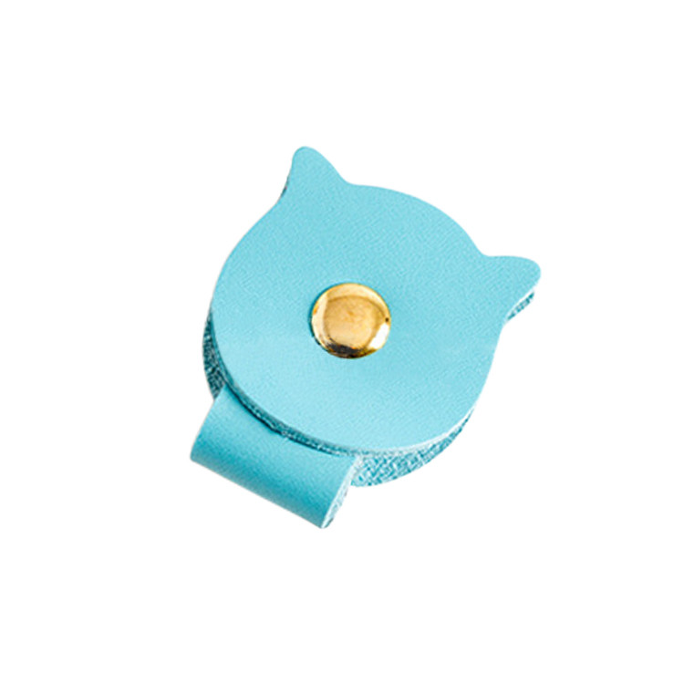 ELA1140Kitty Shaped Leather Winder with Snap