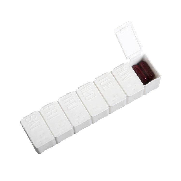 HAL1202 Daily Doses Pill Box