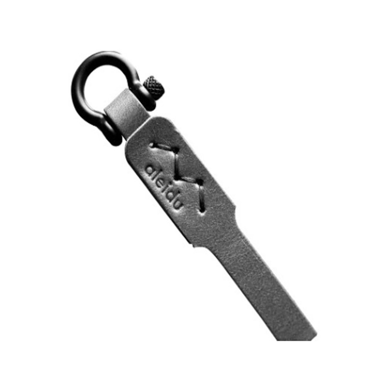 SPO2033 Handmade Genuine Leather Keychain