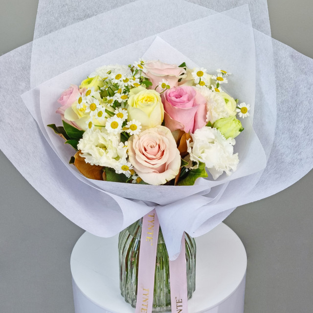 Belle de Jour Vase