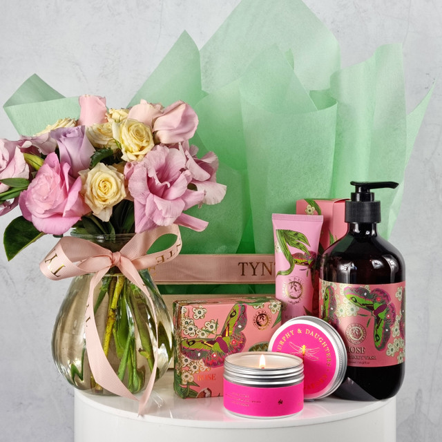 Pamper Hamper with Flowers