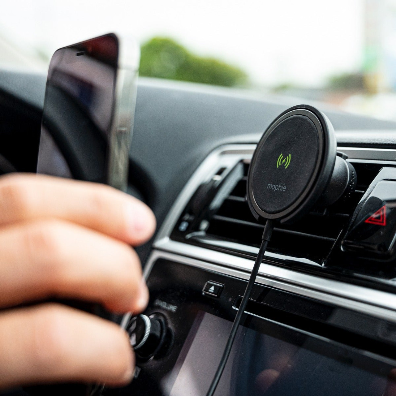 snap+ wireless vent mount