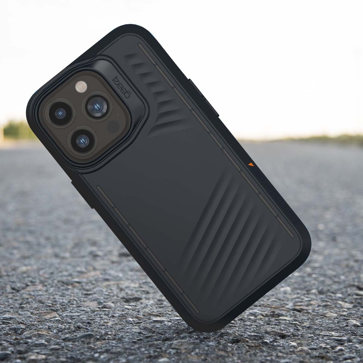 ソラ　iPhone 13 PRO ブラック Vancouver Snap for MagSafe Apple iPhone 13 Pro Cell Phone Case