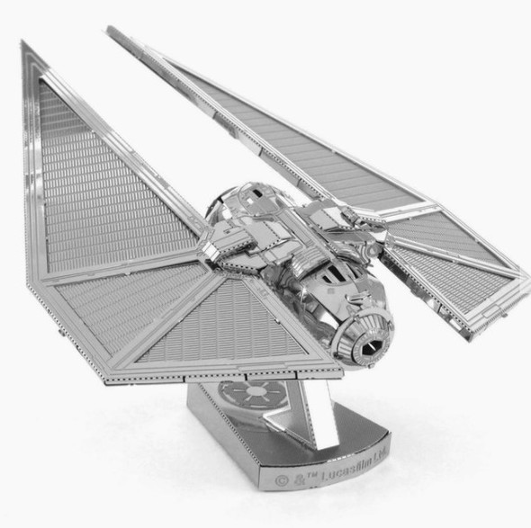 Metal Earth Tie Striker