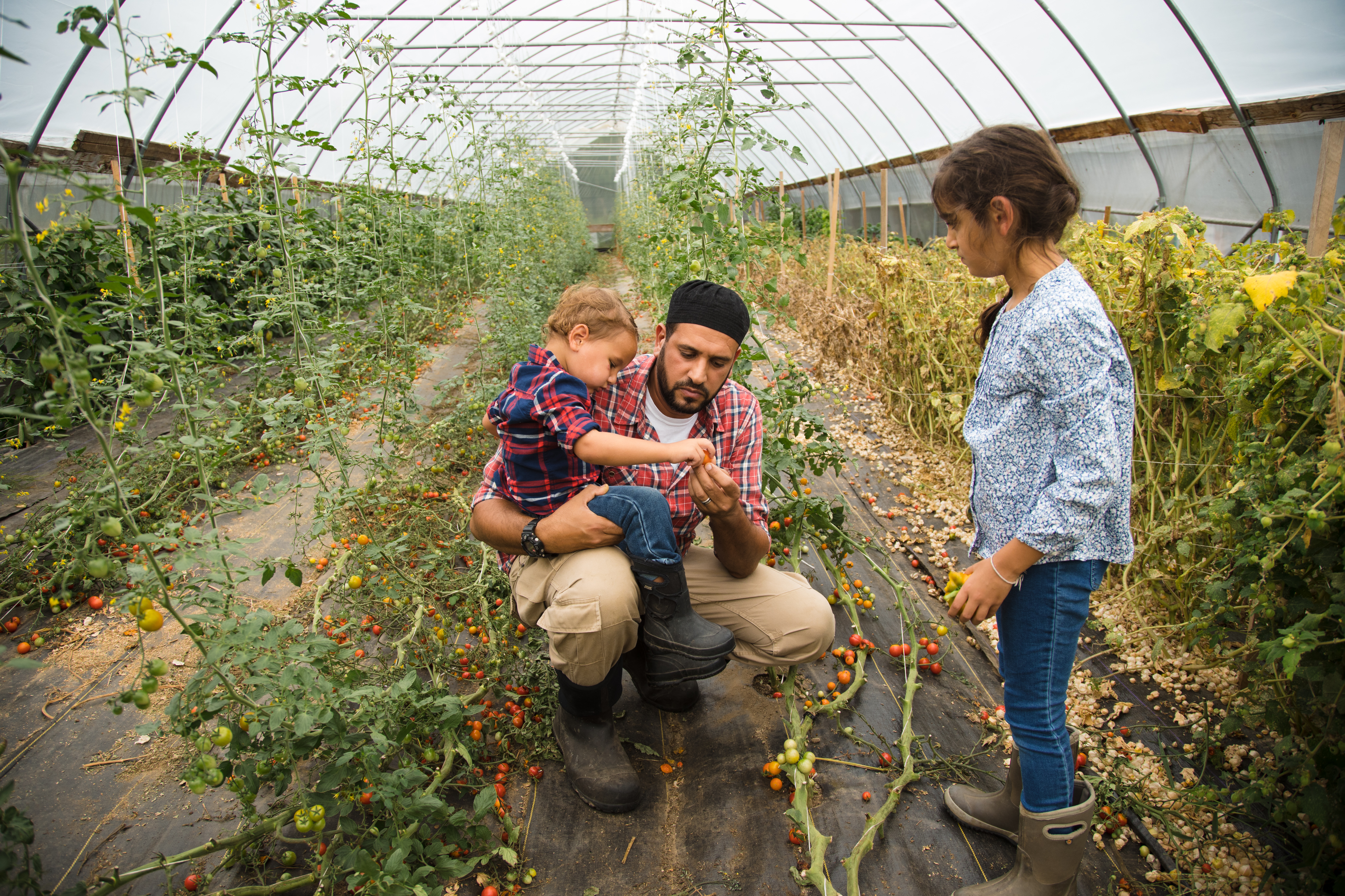 greenhouse-pic-and-kids.jpg