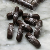 Mini Sea Salt Caramels are Mini Version of our Award winning Sea Salt Caramel conveniently wrapped in packet of 16 individual pieces. Great after dinner or with a good book.