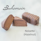 Bohemein Noisette (Hazelnut). A smooth, rich, very nutty blend of Dark 70% chocolate and strong hazelnut praline. 