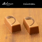 Bohemein Cointreau Ganache. The perfect blend - sweet white chocolate ganache spiked with a dash of Cointreau encased in a milk chocolate shell
Contains - Milk, Soy, alcohol