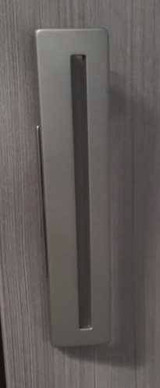HANDLE TITANIUM PULL OPEN BALDACCI 2020