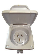 CMS 15AMP PLUG POWER INLET WHITE. JIL15