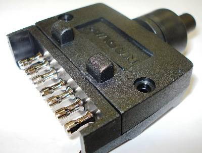 NARVA TRAILER PLUG 7PIN FLAT BLISTER PAC