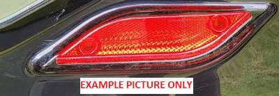 REFLECTOR RH SHAPED RED SILVERLINE REAR