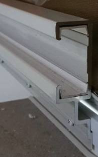 RAIL CARRIER (BED SIDE EXTRU) - OYSTER GREY 3.7m