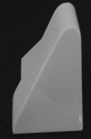 CAP EXTRUSION T/S SEAT CLEAT 25 RH SECRET