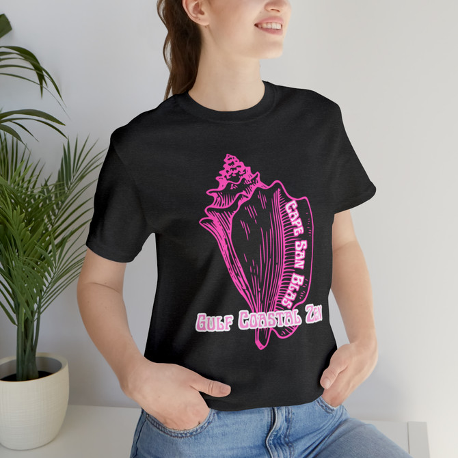 Gulf Coastal Zen Cape San Blas Giant Conch Sea Shell T-Shirt Hot Pink