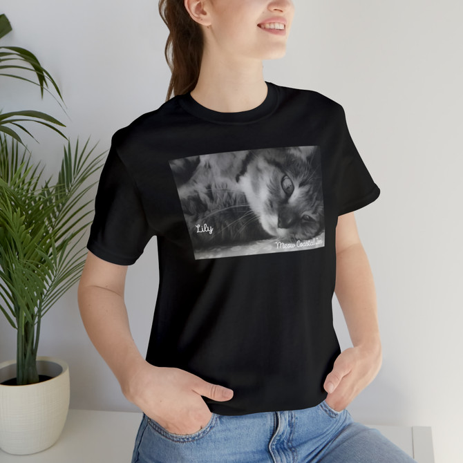 Gulf Coastal Zen Meow Lily Tabby Cat Black and White Adult T-Shirt