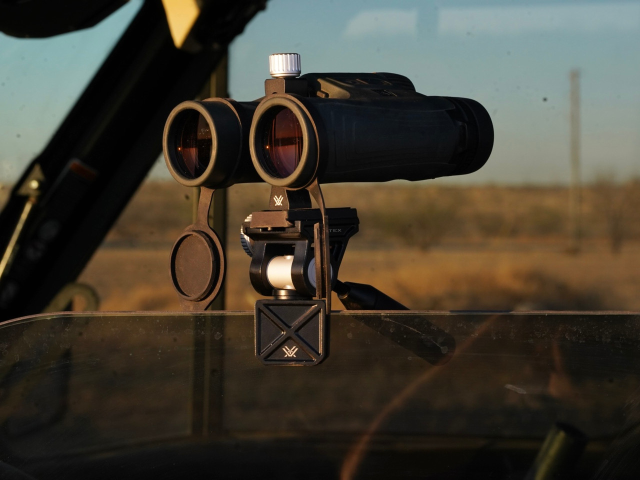 Window Spotlight Mount PRO CAR WINDOW MOUNT