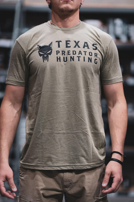 Predator Hunting For Beginners T-Shirt (S) | FYE