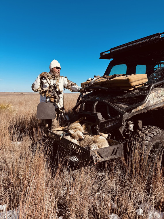 COYOTE HUNTING CRITTER BASKET.