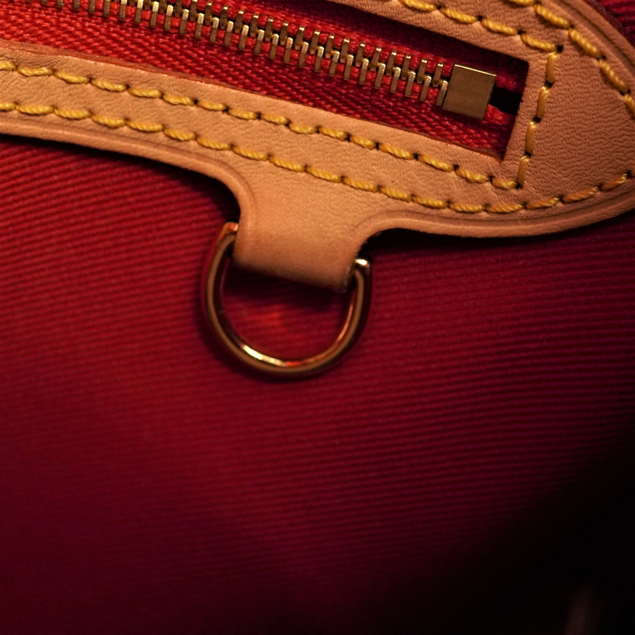 louis vuitton red dust bag