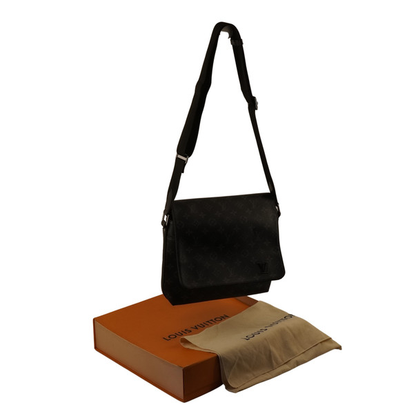 Chic Louis Vuitton District Messenger Bag PM Black Monogram - Free Shipping USA