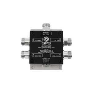 GPS NETWORKING GPS Amplified Splitter from GPS Networking is a one input, four output device with a 17dB minimum gain block. SMA terminations.