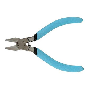 XCELITE Tapered Head Diagonal Full Flush Cutter; Large Head for cutting leads up to 18AWG. ESD Green Handles. 5" OAL .