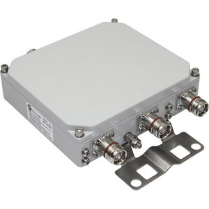 MICROLAB Dual Triplexer 617-960/1695-2690/3400-4200MHz 250W -161dBc 4.3-10 IP67 .