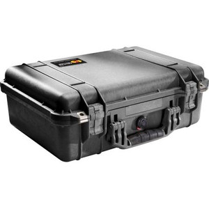 PELICAN protector equipment case. Water tight and airtight to 30 feet for the ultimate in protection. Neoprene o-ring 17L" x11-7/16"W x 6-1/8"D (ID).NO FOAM