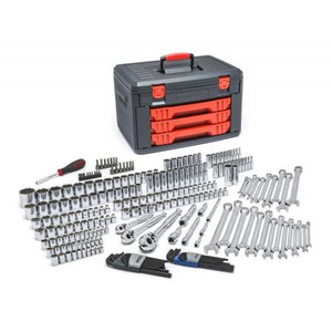 GEARWRENCH 239 pc Mechanics tool set with 6 and 12 point sockets in both SAE and METRIC sizes, with 1/4",3/8" & 1/2" drives.Incls assorted drivers and bits.