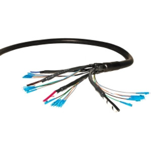 OptiFlex Cable is a hybrid power and communications cable built to customer specific requriements. It is a flexible, pre-terminated solution comprised of multiple fiber and power cables with a braided outer conductor to serve as a ground. The OptiFlex Cable connects both DC power and optical signal from the remote radio unit (RRU) at the top of the tower and the baseband unit (BBU) in the shelter.
