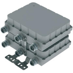 KATHREIN 380-960/extended AWS/extended PCS triple band combiner. Double unit. 300/200/200 watts. 50db isolation. -160dBc PIM rating. 7/16DIN female