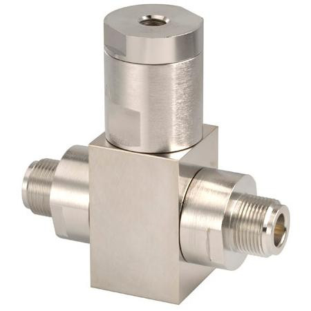 COMMSCOPE 800-2170 MHz Lightning surge arrestor. N-F to N-F connectors on each end. .07dB insert. 600W. Comes w/ Grounding Stud for attachacment to Bar.