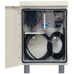 Corning Cable Systems Wireless Consolidation Terminal (WCT) allows wireless backhaul providers to easily manage fiber drops to base station equipment at thecell site. The robust metal design provides exceptional protection from weather. It is lightweight, lockable, shotgun resistant, and has been tested to Telcordia GR-2898 specifications for fiber demarcation boxes.