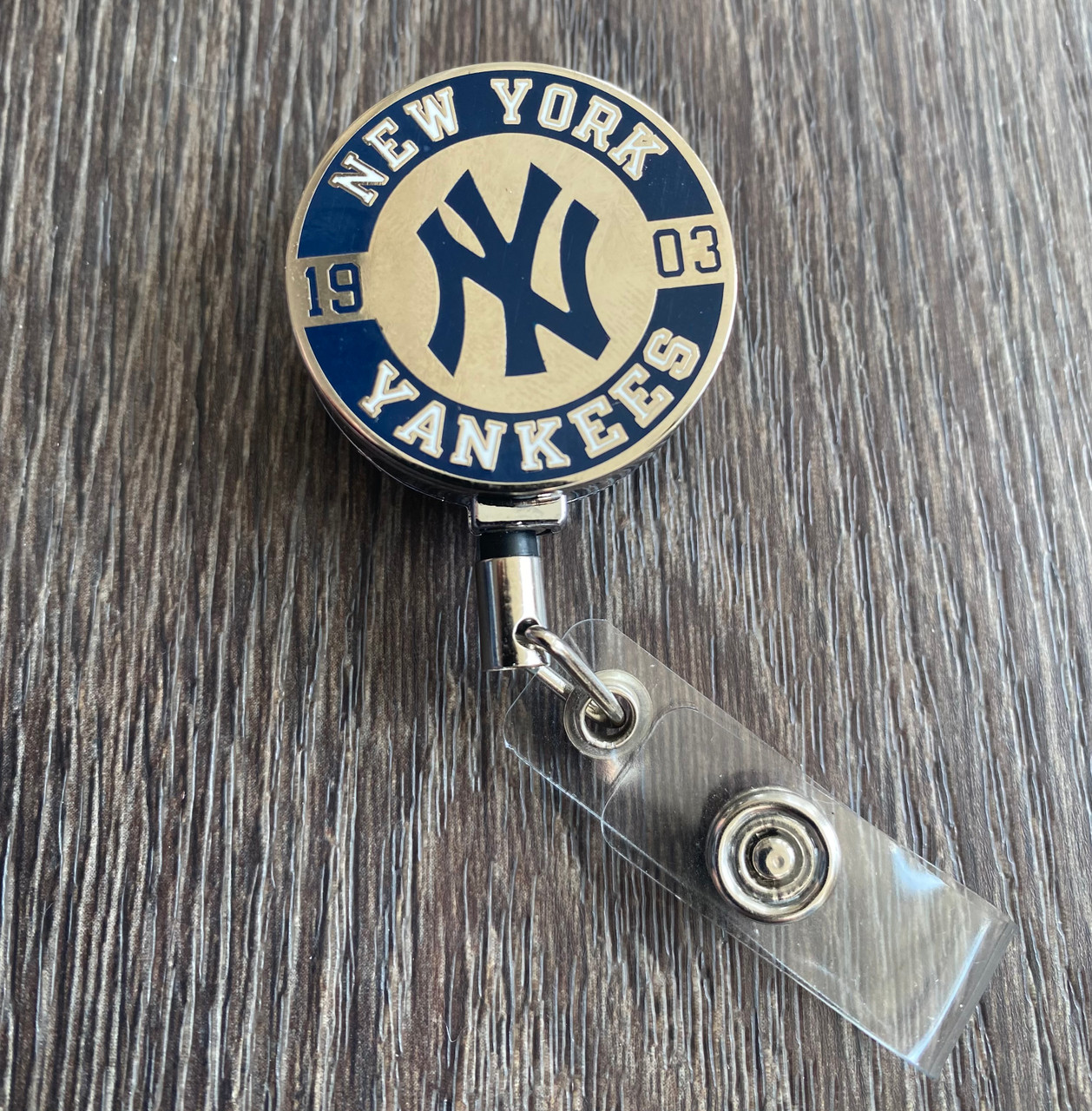 New York Yankees Silver Retractable Badge Reel