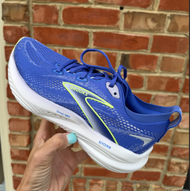 These Brooks Were Made for Walkin’ (and Runnin’): The Ultimate Shoe Guide for Healthcare Heroes