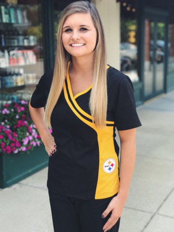 Pittsburgh Steelers  Women's Side Pocket NFL Scrub Top