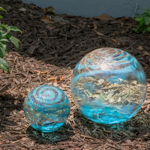 Art Glass Solar LED Orb - Light Blue w/ Gold Swirl Art Glass Solar LED Orb - Light Blue w/ Gold Swirl