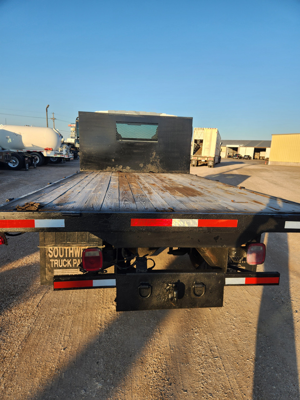 2004 International Flatbed Truck, Contractor Truck