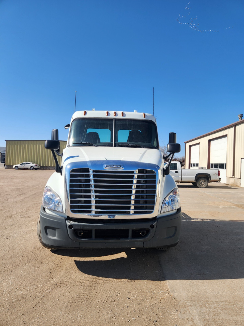 2016 Freightliner Conventional - Day Cab, Tractor