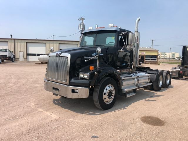 2015 Western Star Conventional - Day Cab