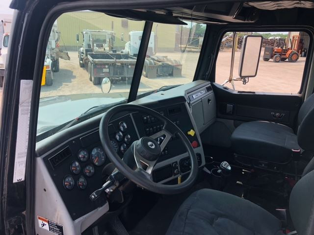 2015 Western Star Conventional - Day Cab