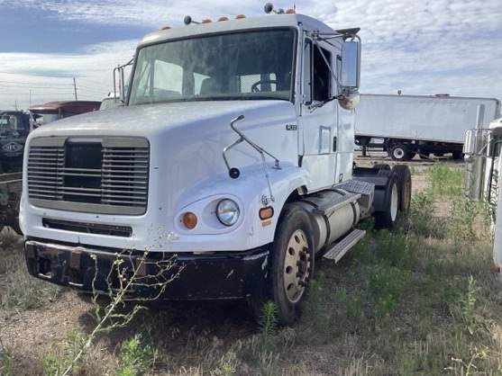 USED PARTS FOR SALE - 1999 FREIGHTLINER FL112