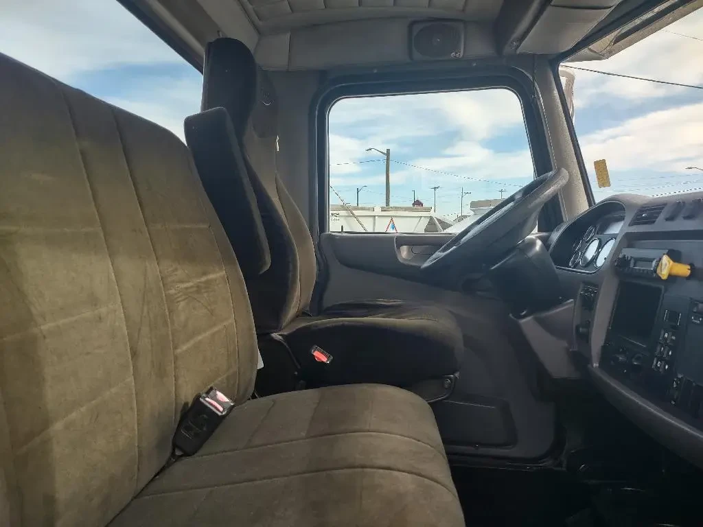 Used 2011 PETERBILT Cab Chassis, Dually - 337 For Sale