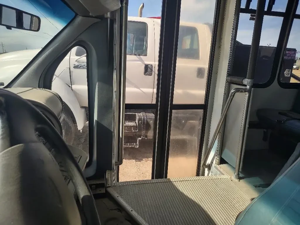 Used 2000 FORD Bus - ECONOLINE For Sale