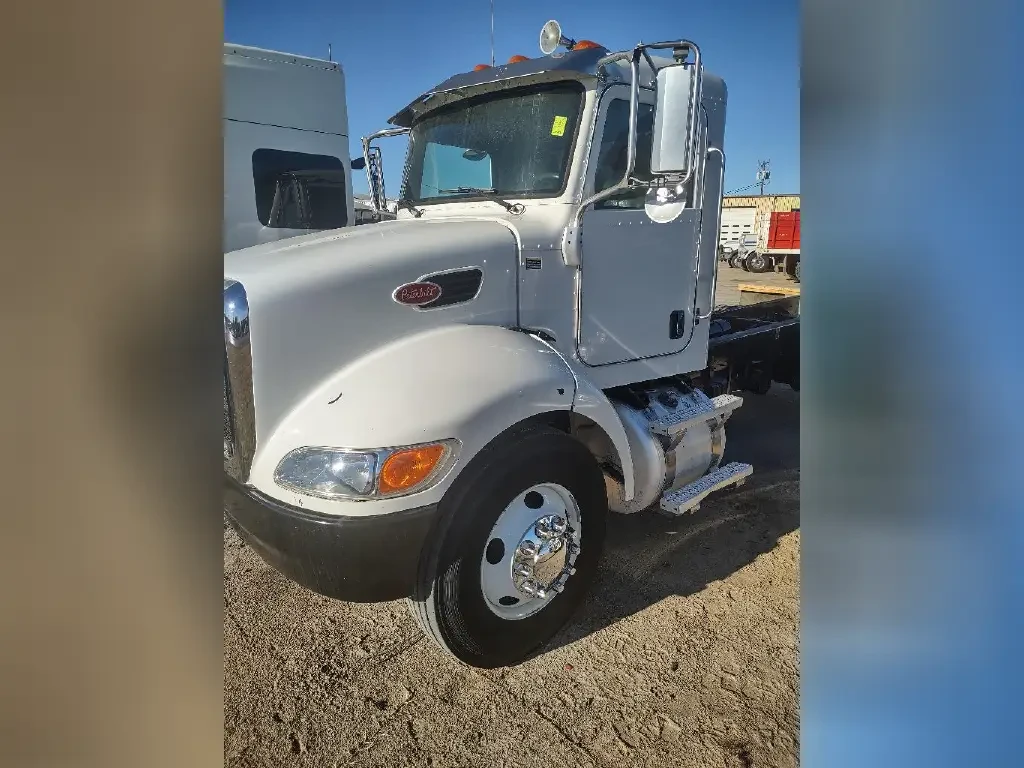Used 2015 PETERBILT Cab Chassis, Dually - 337 For Sale